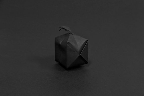Daniel Sumarna Black Origami 1 pic on Design You Trust Daniel Sumarna Black Origami 1 Daniel Sumarna: Black Origami