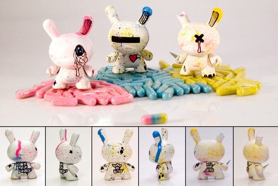 Maxime Archambault Custom Toys 3 pic on Design You Trust Maxime Archambault Custom Toys 3 Custom Toys by Maxime Archaumbault