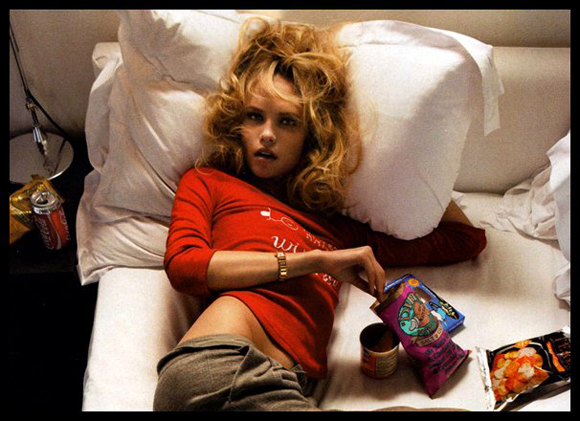 NatashaPolyBed Natasha Poly