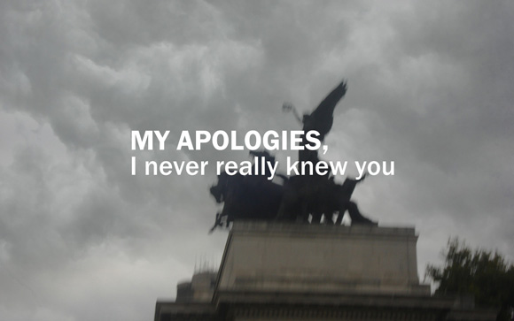 apolsmall Sentiment.