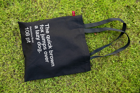 bag brown fox pic on Design You Trust bag brown fox The quick brown fox jumps over a lazy dog (vol.2)