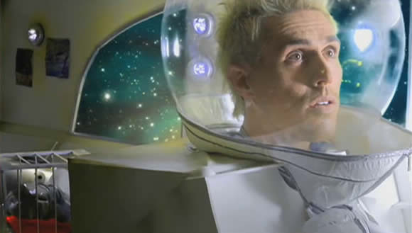 bass pic on Design You Trust bass Basement Jaxx Feelings Gone