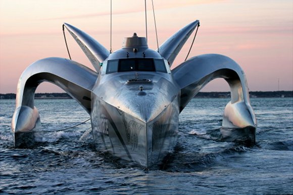 earthracebiodieselpowerboat 1 The Future of Yacht Design: 10 Cutting Edge Nautical Masterpieces