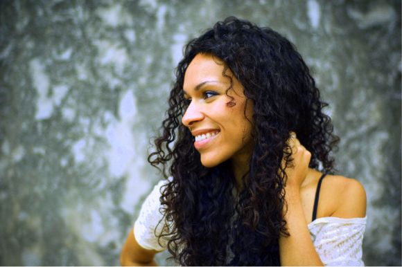 elaine pic on Design You Trust elaine usoul mag music feature elaine faye