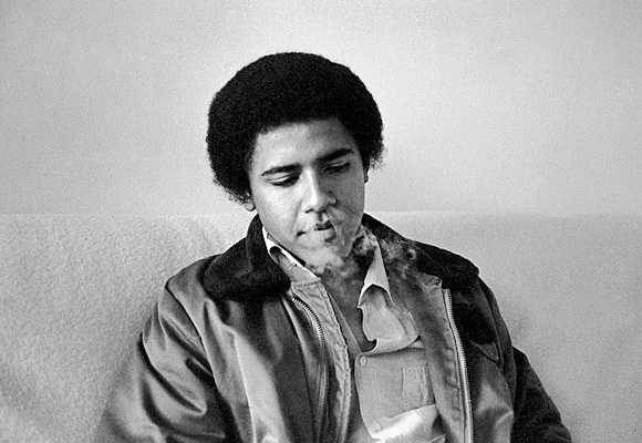barack obama smoking. ob2 Young Barack Obama
