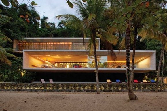 paratyhouse marciokogan dyt1 The Paraty House by Marcio Kogan