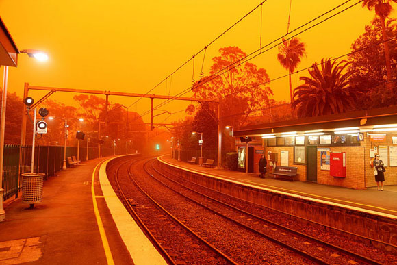 rd3 pic on Design You Trust rd3 Sydney at the moment (red dust)