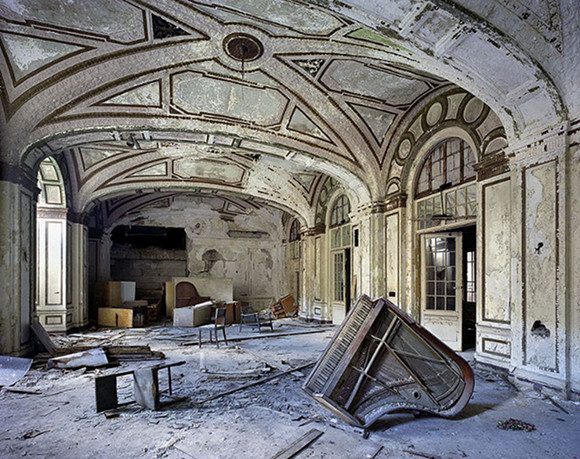 ruinsofdetroit marchandandmeffre dyt1 pic on Design You Trust ruinsofdetroit marchandandmeffre dyt1 The Ruins of Detroit Photo Series by Marchand and Meffre