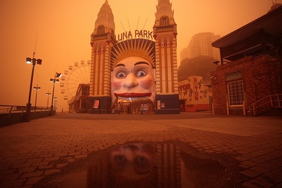 sydneyduststorm2009 dyt1 The 2009 Sydney Dust Storm: The City Painted Orange