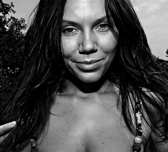 sylv2 pic on Design You Trust sylv2 This Girl Sylvia