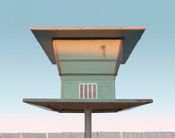 02 44 pic on Design You Trust 02 44 Photographs of Southern California Lifeguard Stands by Amir Zaki