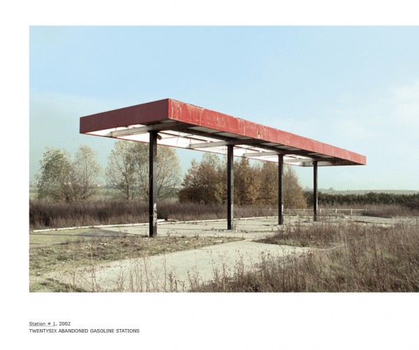 14 26stations1600x501 Abandoned Gas Stations by Eric Tabuchi