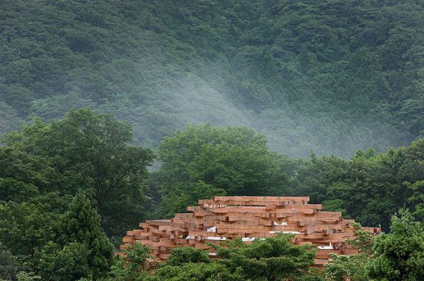 1HakoneTezuka1807 pic on Design You Trust 1HakoneTezuka1807 Interesting Japanese Remote Wooded Playhouse