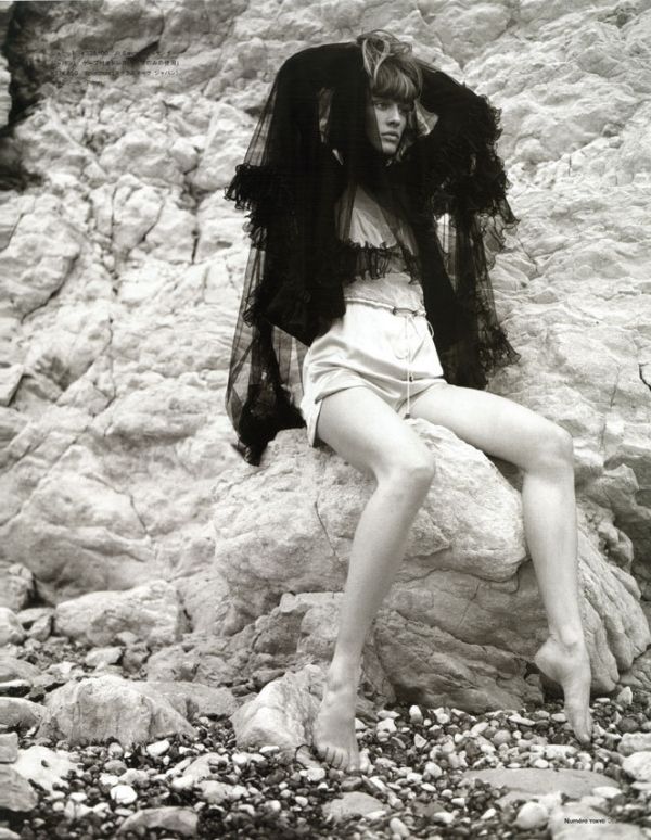 292955 Natasa Vojnovic by Richard Bush for Numero Tokyo
