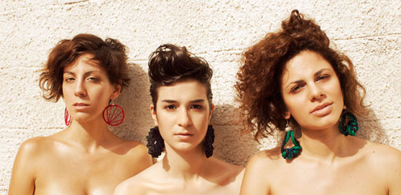 2AK fall2010 01 Anna Koumoushi / Artémis Psathas | Fall2010