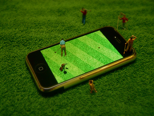 3408649524 74f5257e0c pic on Design You Trust 3408649524 74f5257e0c iPhone Diorama