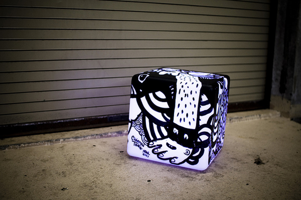 4791077308 5bed61b9f2 z pic on Design You Trust 4791077308 5bed61b9f2 z Vinyl Cube by Chairman Ting x Tangible Interaction