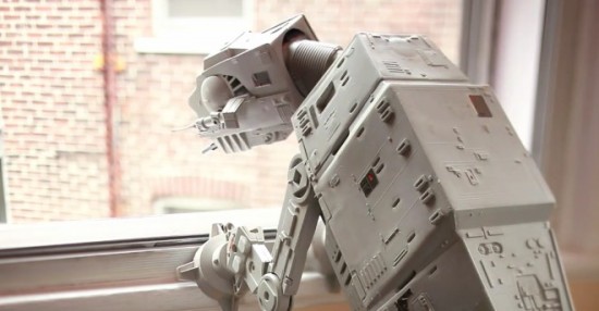 ATATAfternoonshortfilm3550x286 A Star Wars’ AT AT as a pet ?