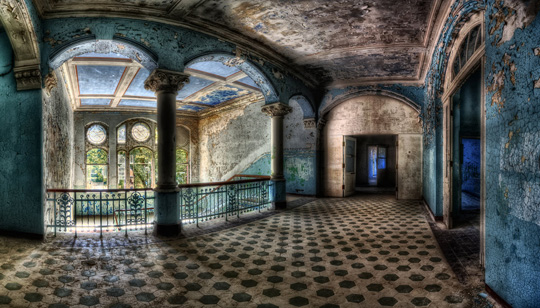 17 fantastic photographs of urban decay Beautiful Decay by illpadrino 17 fantastic photographs of urban decay