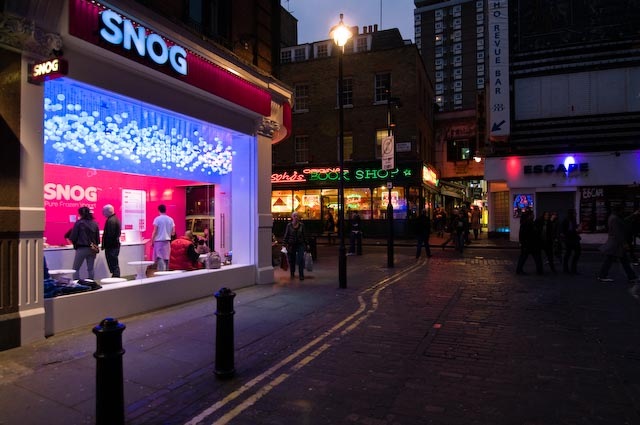 SNOG IN SOHO + video after the jump! CINIMOD SNOG SOHO 8245 WEB SNOG IN SOHO + video after the jump!