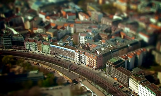 LittleBigBerlintiltshiftshortfilm02550x328 Little Big Berlin – a tilt shift short film