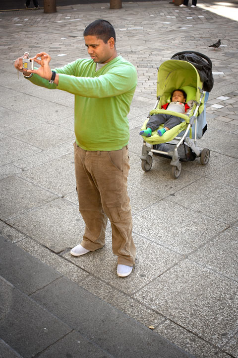 SHOOTING TOURISTS London 13 POWDRILL pic on Design You Trust SHOOTING TOURISTS London 13 POWDRILL Shooting Tourists!