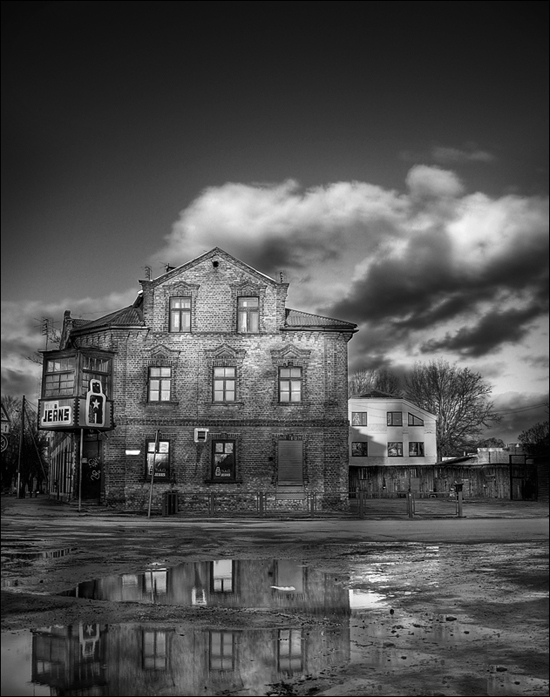 15 fantastic photographs of houses Smokin house by narvils 15 fantastic photographs of houses