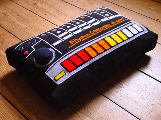 Soft Machines make a hug to your gadgets SoftMachine1550x412 Soft Machines make a hug to your gadgets