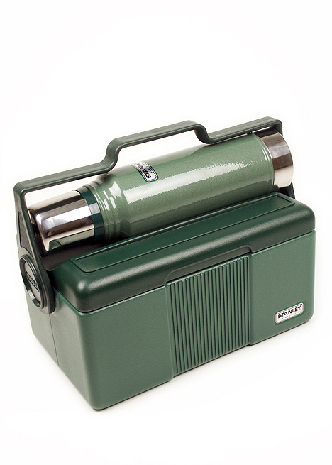 StanleyLunchBox 01 pic on Design You Trust StanleyLunchBox 01 Stanley Lunch Box & Cooler Set
