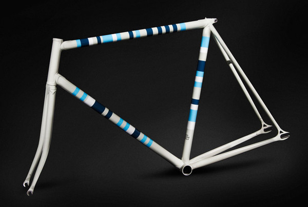 TaitOoosthuizen TrackBike IMG1 pic on Design You Trust TaitOoosthuizen TrackBike IMG1 Tait Oosthuizen ‘Track Bike’
