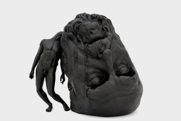 ThomasLerooy3 Tragic Oversized Head Sculptures 