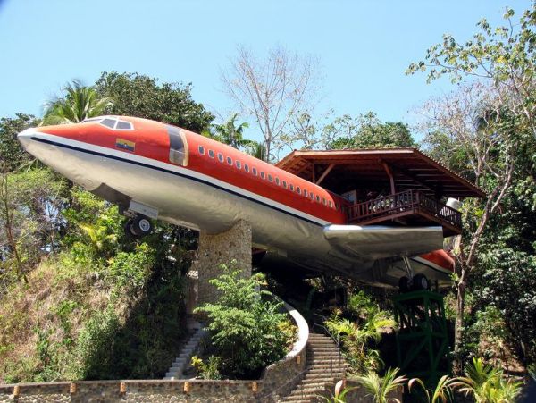 airplanehotelroomconversioncostarica pic on Design You Trust airplanehotelroomconversioncostarica Airplane hotel