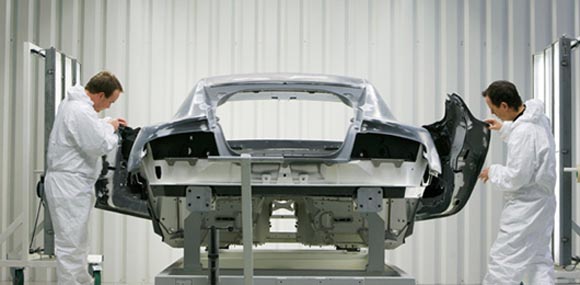 astonmartinrapide1 Aston Martin, Backstage