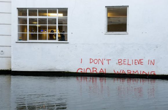 bansky 02 I dont believe in Global Warming!