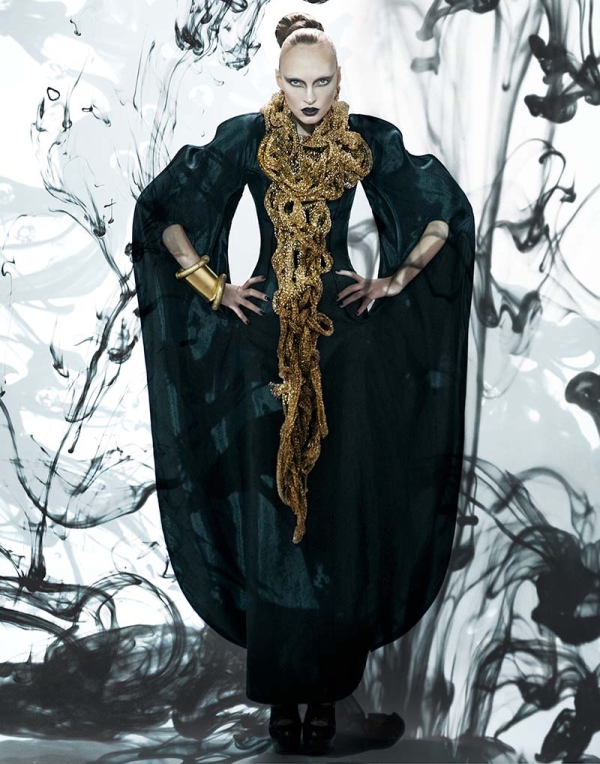 Asia Bugajska by Julia Pogodina for Zink May edition blackmagic6 Asia Bugajska by Julia Pogodina for Zink May edition