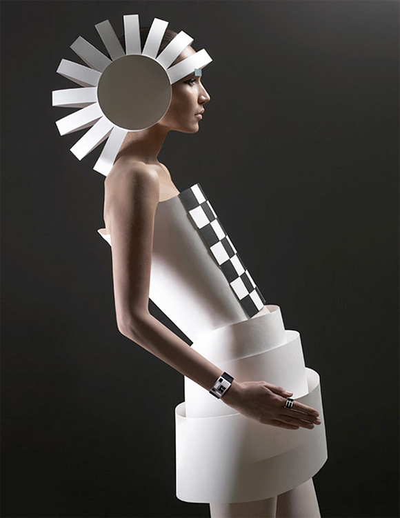 doberman01 pic on Design You Trust doberman01 Papercraft couture l’Officiel