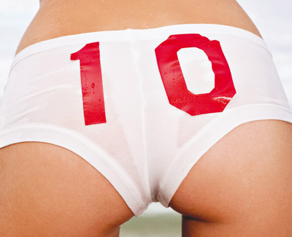 dytpirelli2010a 01 Pirelli Calendar 2010 by Terry Richardson (all)