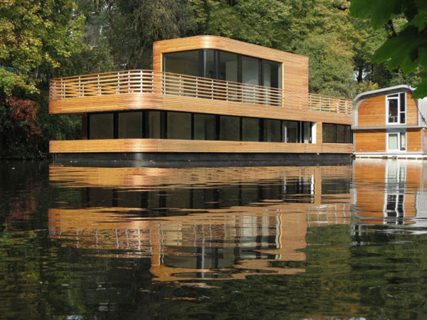 houseboat 300810 01940x7051 pic on Design You Trust houseboat 300810 01940x7051 Modern Houseboat