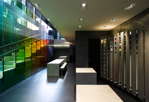 kvadrant 01 pic on Design You Trust kvadrant 01 Kvadrat Showroom by Peter Saville