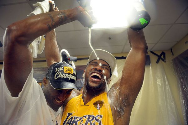 Lakers win back to back championships lakers101 Lakers win back to back championships