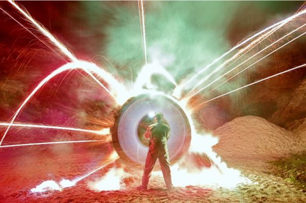 30+ Beautiful Long Exposure Photographs light2 01 30+ Beautiful Long Exposure Photographs
