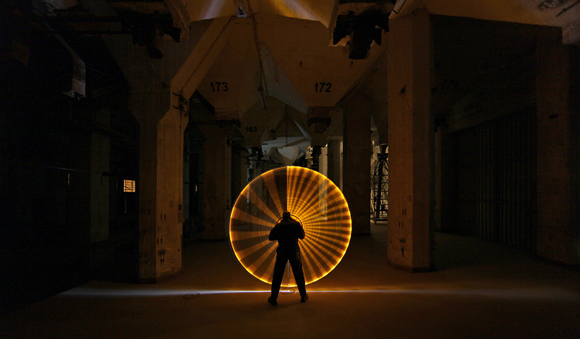 lightPaintingDYT02 pic on Design You Trust lightPaintingDYT02 Amazing Light Painting Photography