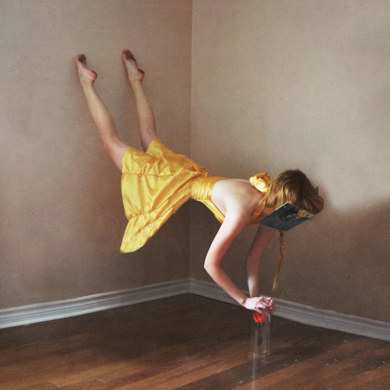 lissyellegetbackintoyourbook562x562 Lissy Elle    Get Back in Your Book