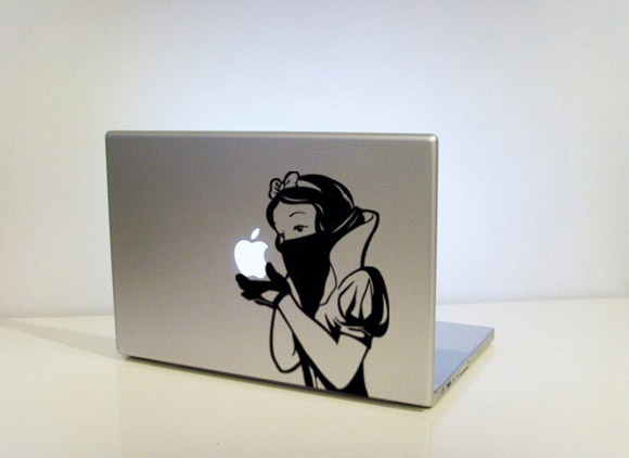macbookdecal 15 amazing MacBook decals