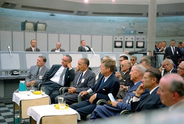 nasaflickr1 01 pic on Design You Trust nasaflickr1 01 NASA Releases Incredible Photos on Flickr
