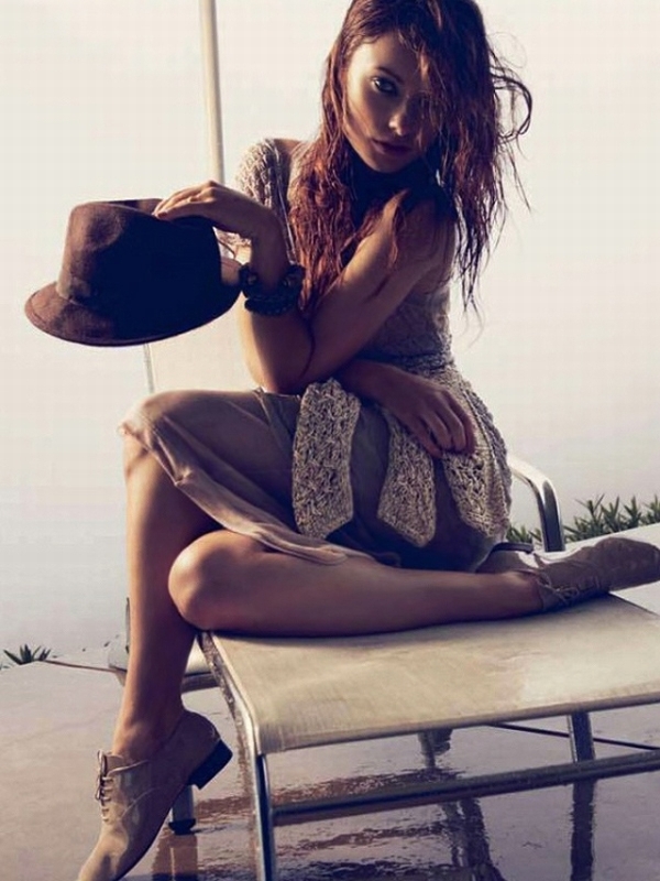oliviawildeelle2 pic on Design You Trust oliviawildeelle2 Olivia Wilde by Dusan Reljin for Elle