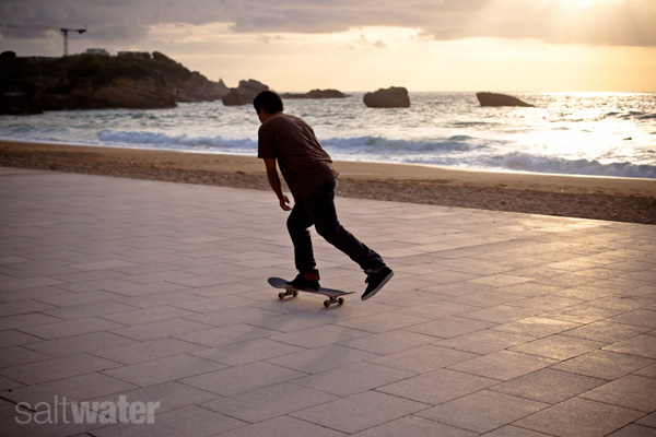 skating pic on Design You Trust skating skating in biarritz