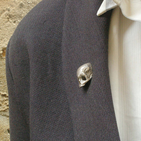 3D Printed Skull Brooch with Magnetic fixing skullbroocsidesmall6 3D Printed Skull Brooch with Magnetic fixing