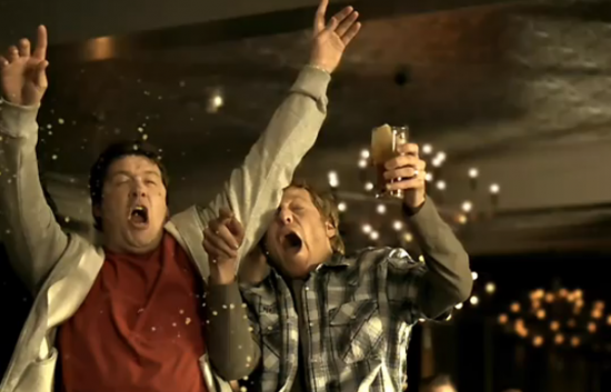 Carlton Draught – a night at the Pub in slow motion slowmotionbeer01550x353 Carlton Draught – a night at the Pub in slow motion