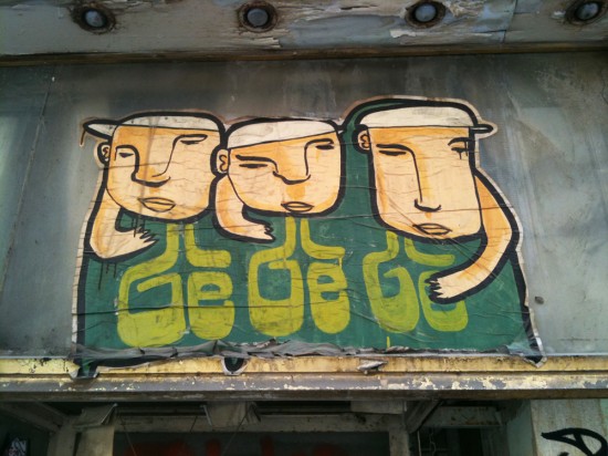 streetartmarseille9550x412 French Street Art   A selection from Marseille